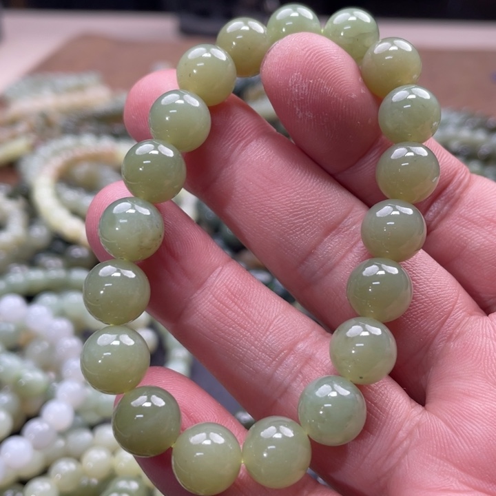 和田玉手链未镶嵌