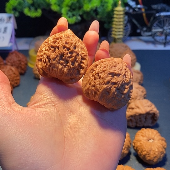 文玩核桃把件文玩核桃手把件12