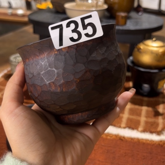 景德镇鱼和熊手工陶艺