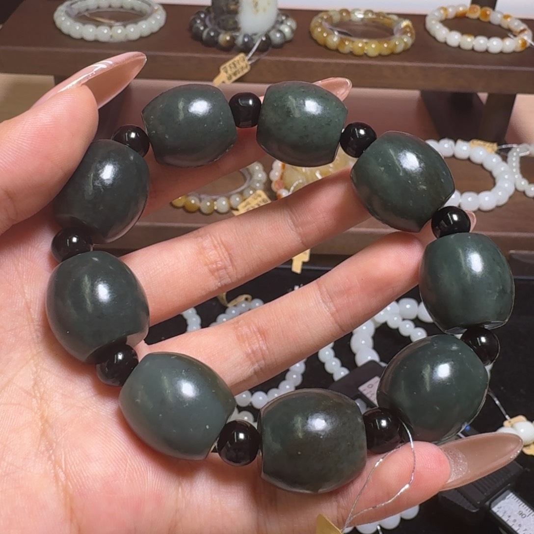和田玉手串未镶嵌