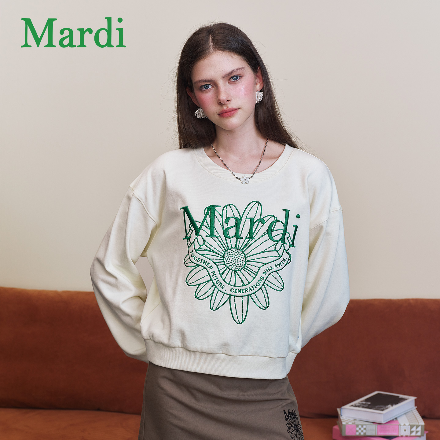 Mardi圆领百搭休闲刺绣小香风卫衣女套头长袖上衣MWY2532087&GYY