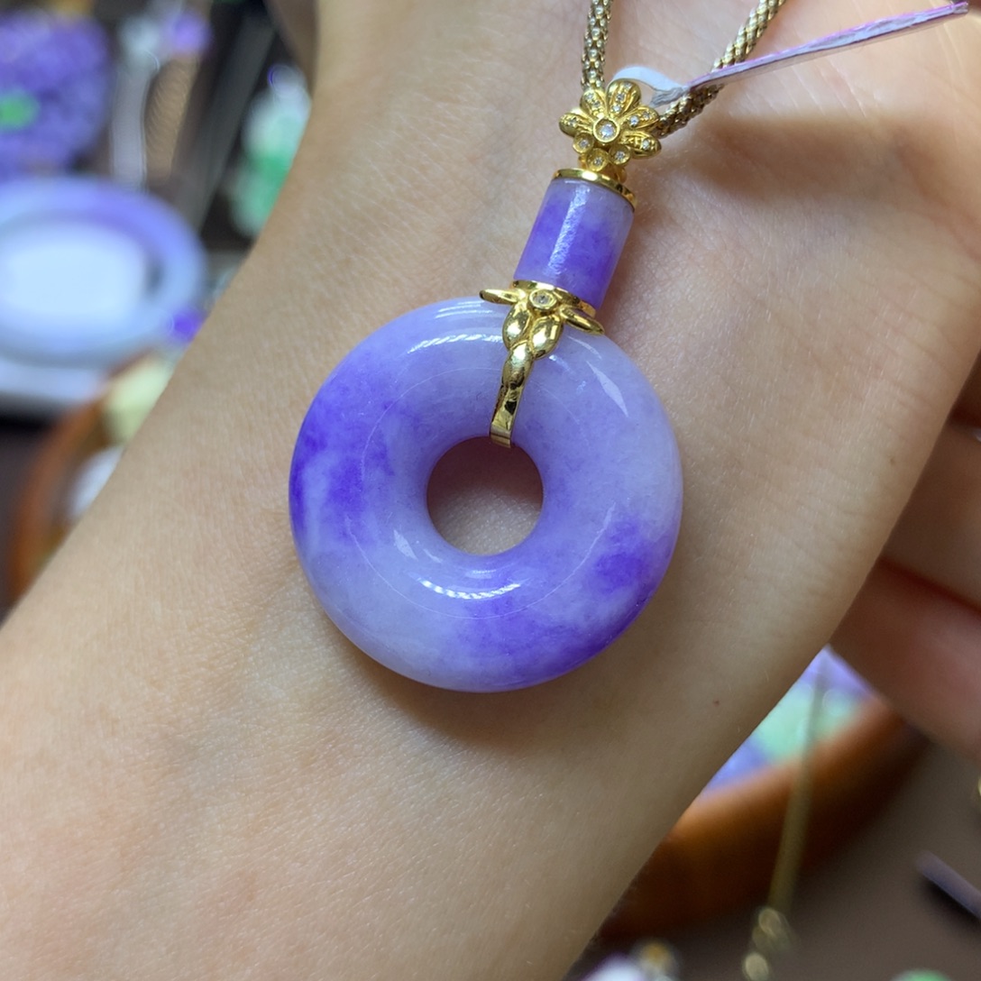 【闪购商品】翡翠颈饰18K金镶嵌翡翠 