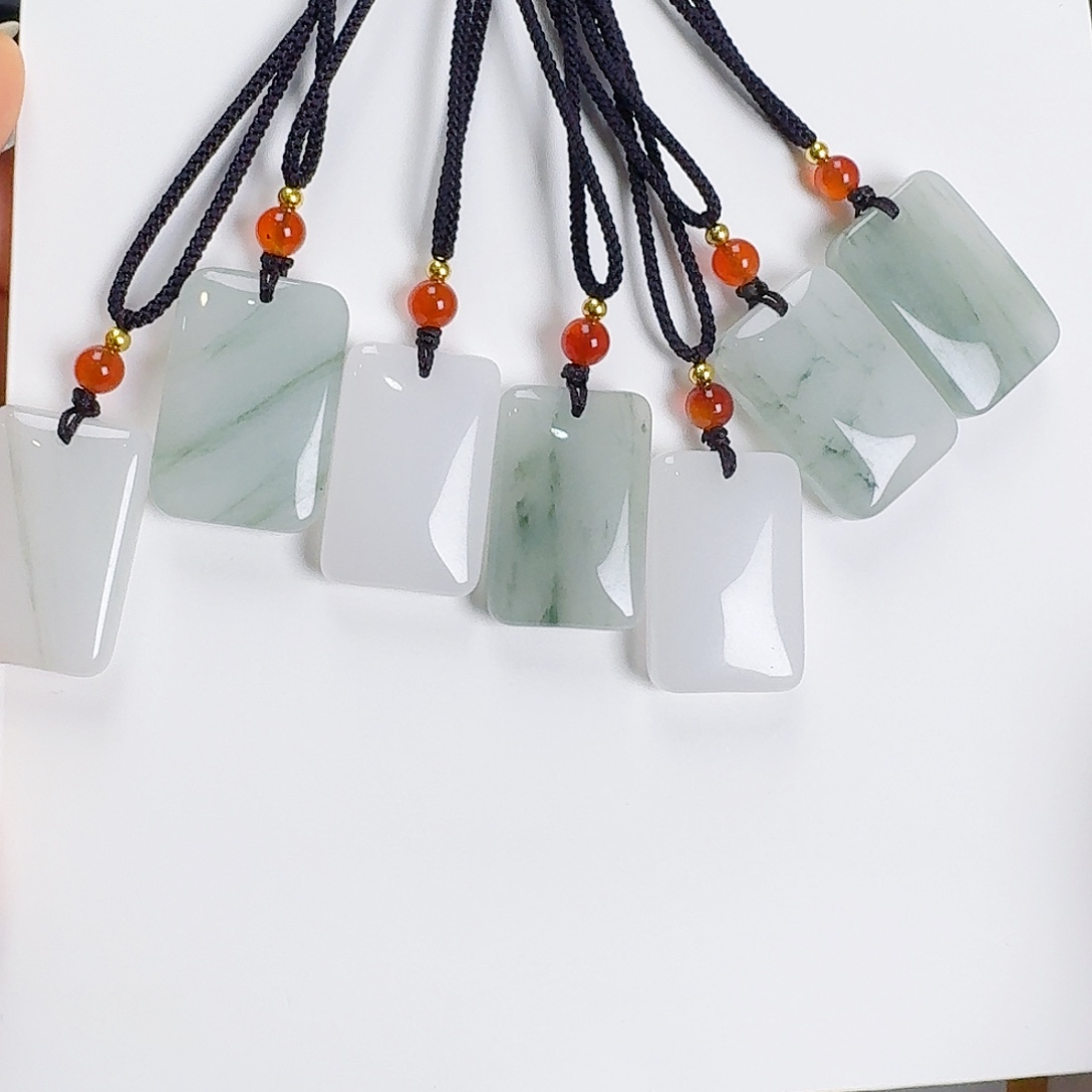 石英质玉未镶嵌颈饰无事牌多样性发其一