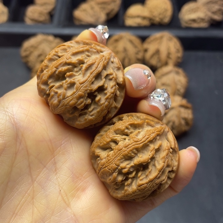 文玩核桃吊坠突突突突突