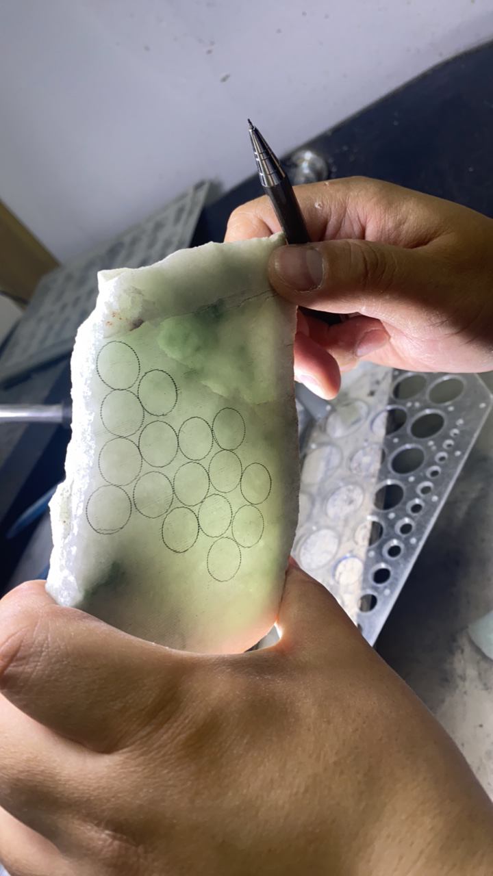 觅羽翡翠手镯定制