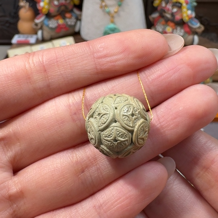 绿松石未镶嵌铜钱珠18mm