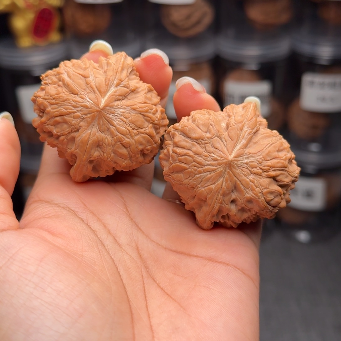 难***夫文玩核桃把件全品和尚头