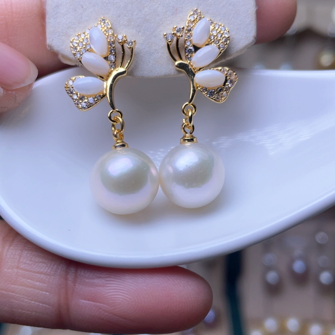 淡水珍珠耳环未镶嵌