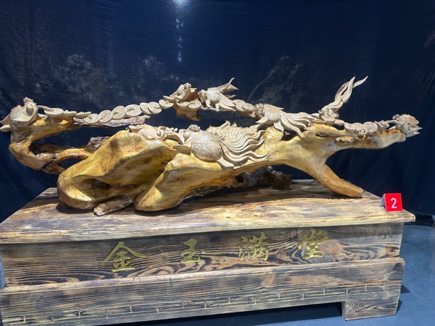 金丝楠木精品手工摆件（金玉满堂)