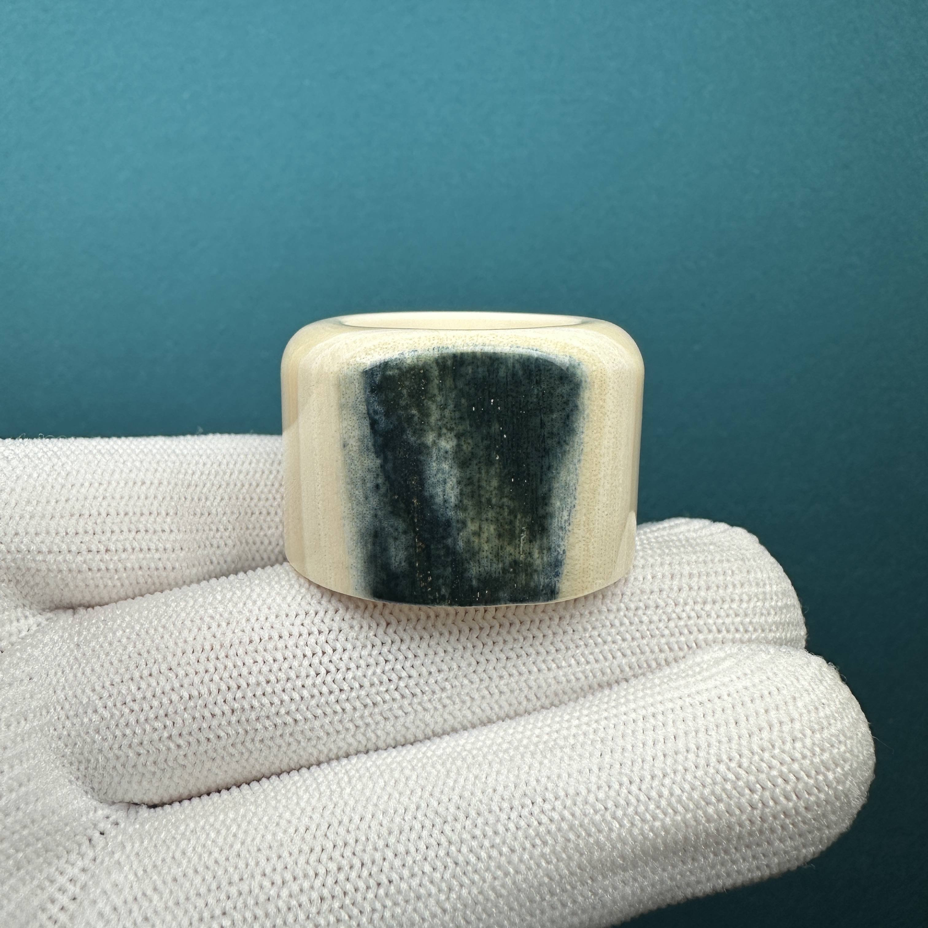 J4581天然猛犸牙蓝皮扳指20.7mm支持复检假一罚十