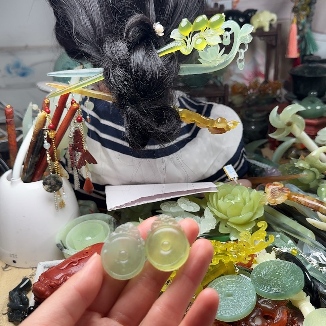 蛇纹石玉合金发饰