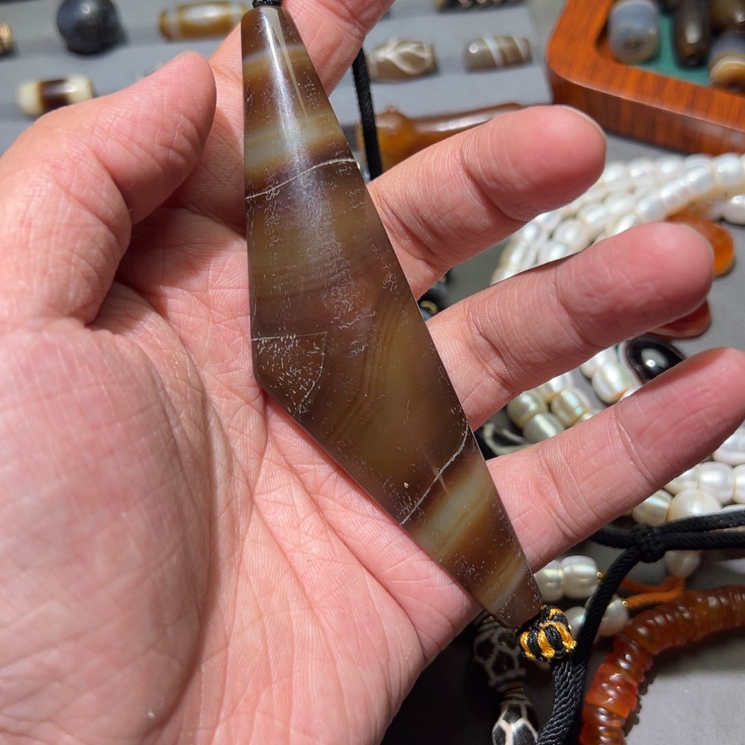 玛瑙/玉髓颈饰未镶嵌