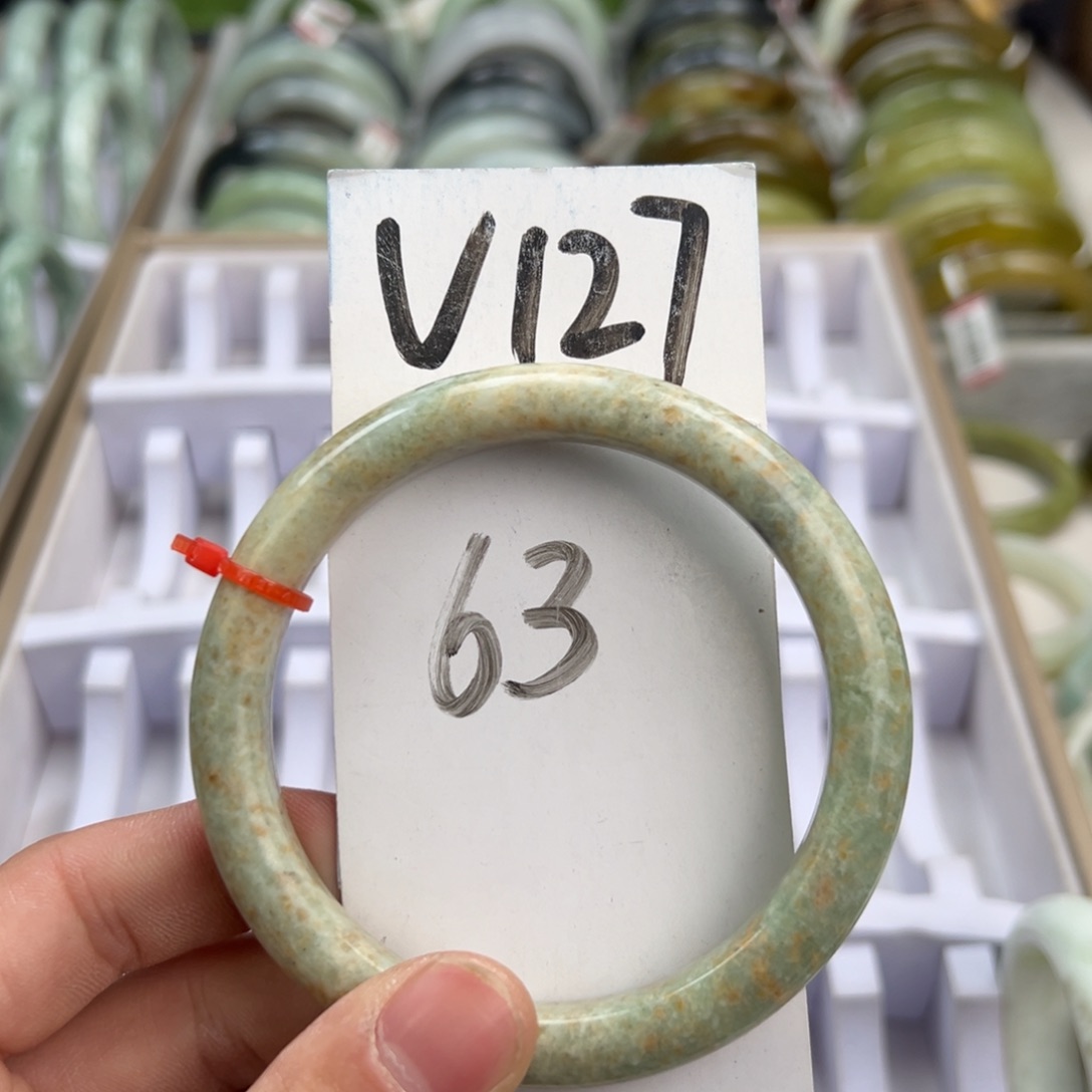 岫玉手镯未镶嵌天然岫玉