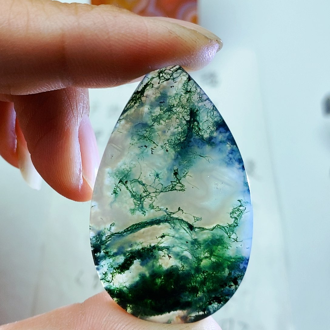 玛瑙/玉髓颈饰未镶嵌用***。