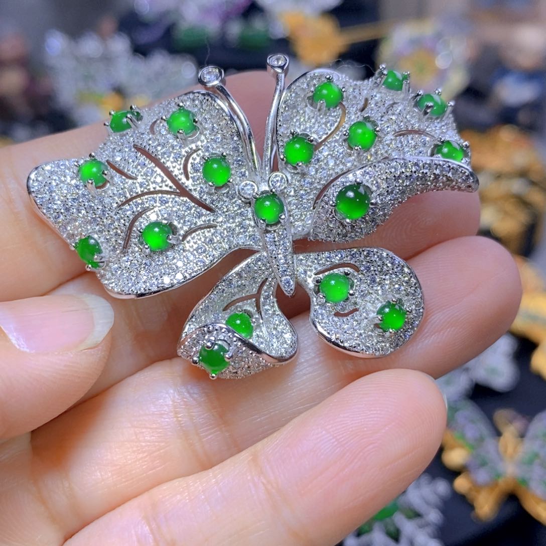 翡翠耳钉银S925镶嵌天然翡翠