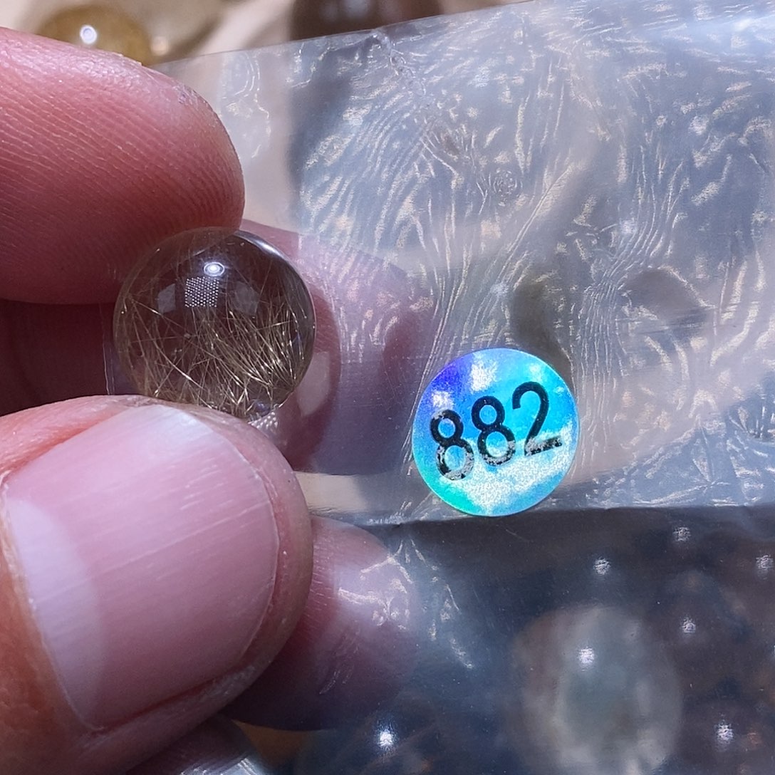 淡***笑未镶嵌发晶手链天然