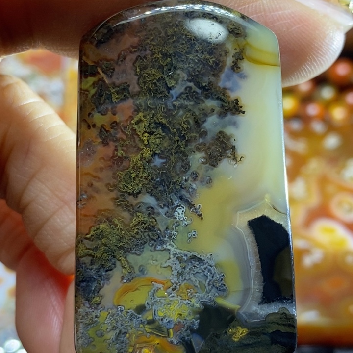 玛瑙/玉髓颈饰未镶嵌晓**剑