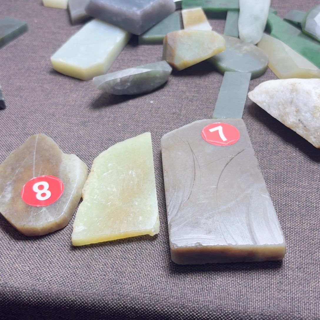 和田玉（糖玉）未镶嵌珠宝半成品