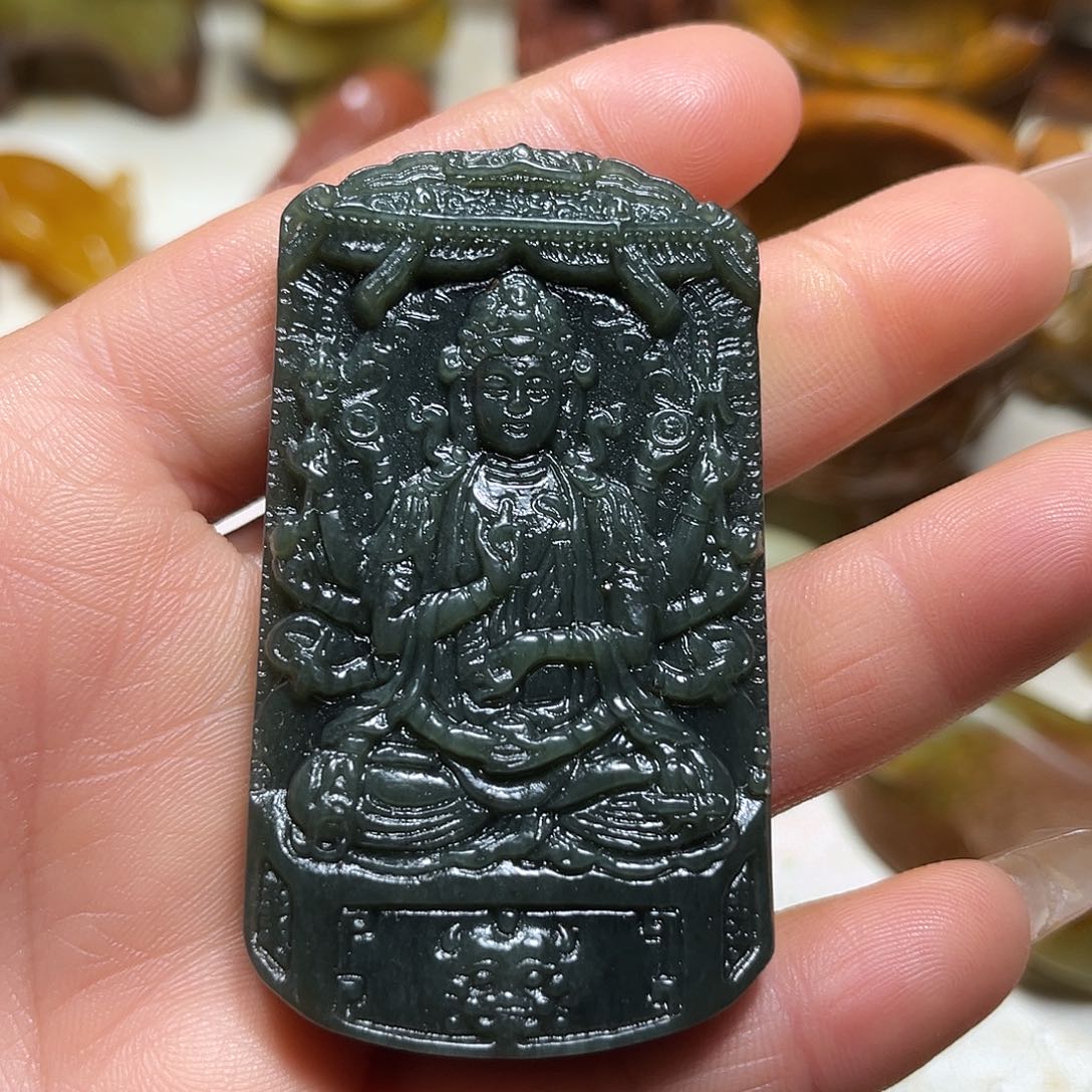 白玉菩提吊坠白玉菩提吊坠