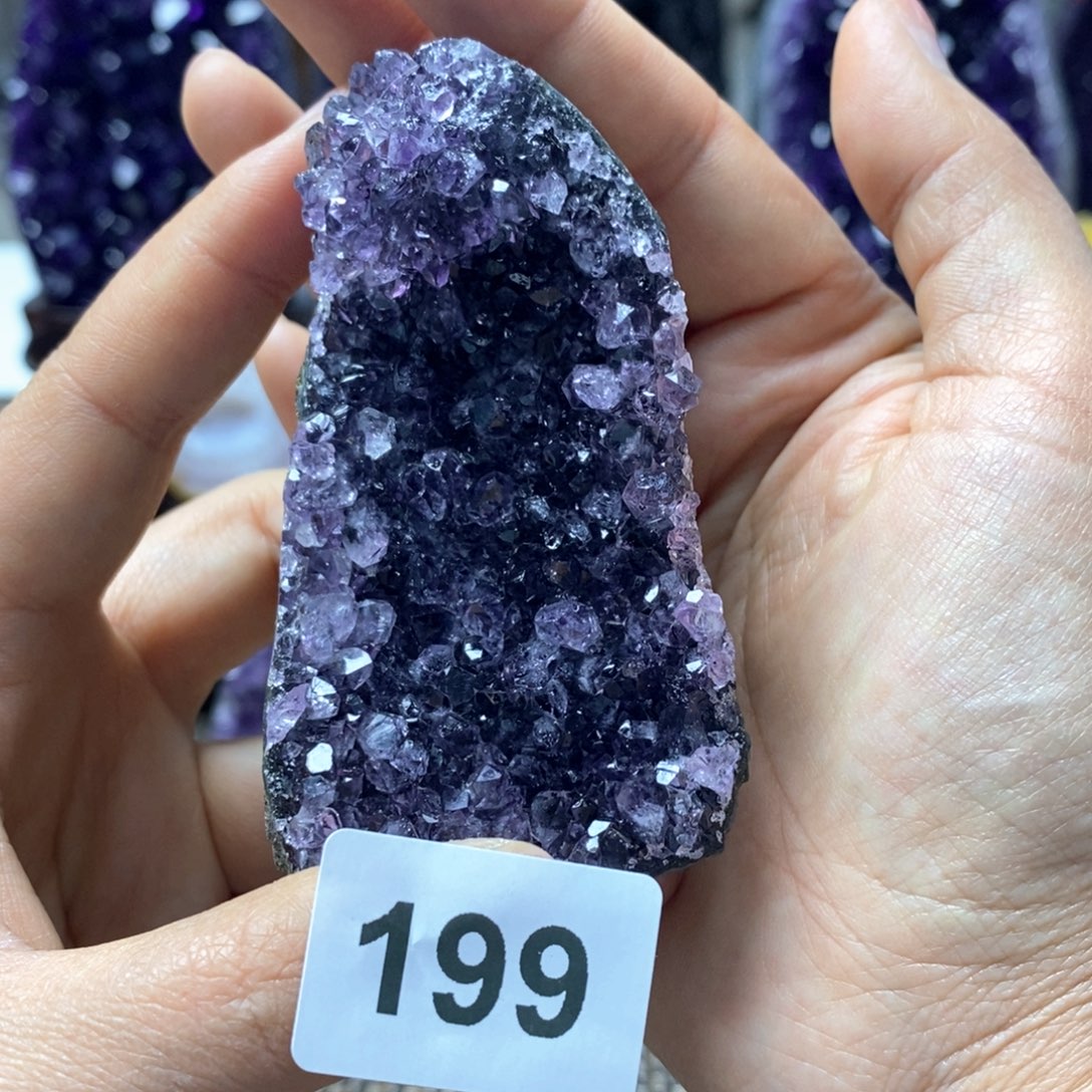 紫晶大型摆件（非配饰）未镶嵌