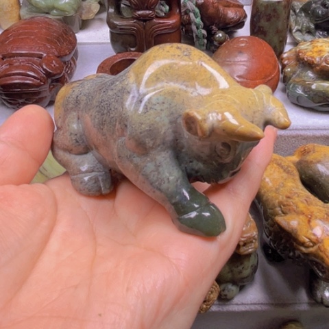 岫岩河磨玉（透闪石质玉）摆件未镶嵌隆*迪