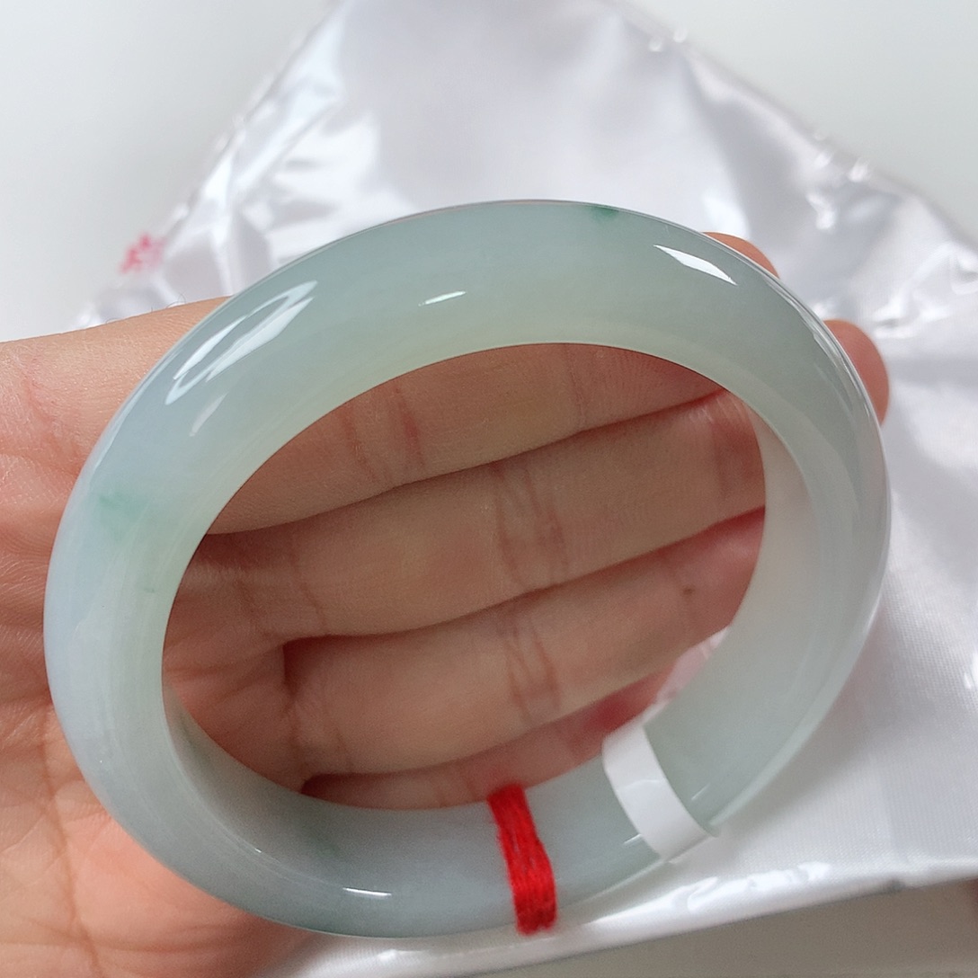 翡翠手镯未镶嵌①⑤⑨