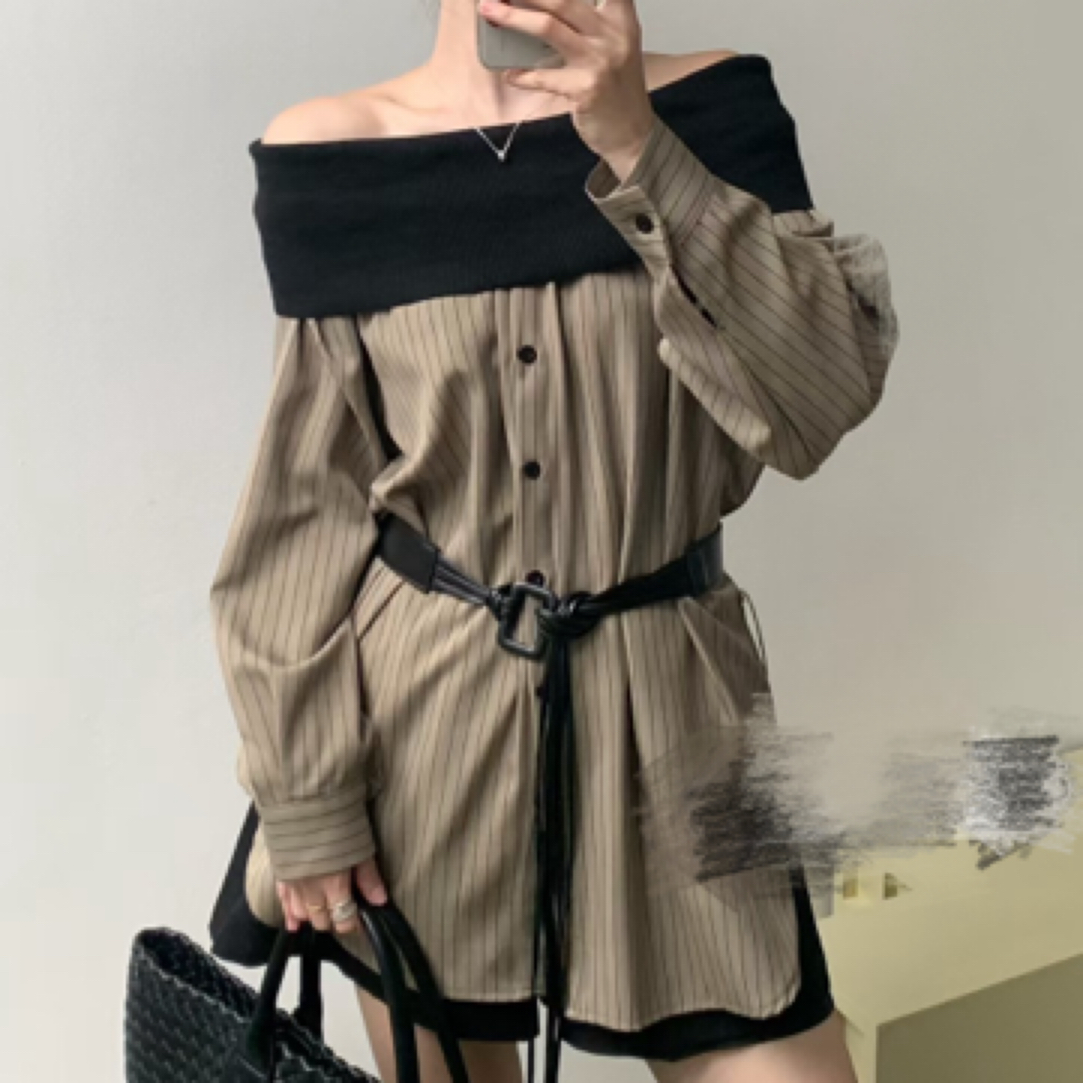 舒适百搭显瘦时尚休闲蓝色条纹一字肩长袖衬衫女款