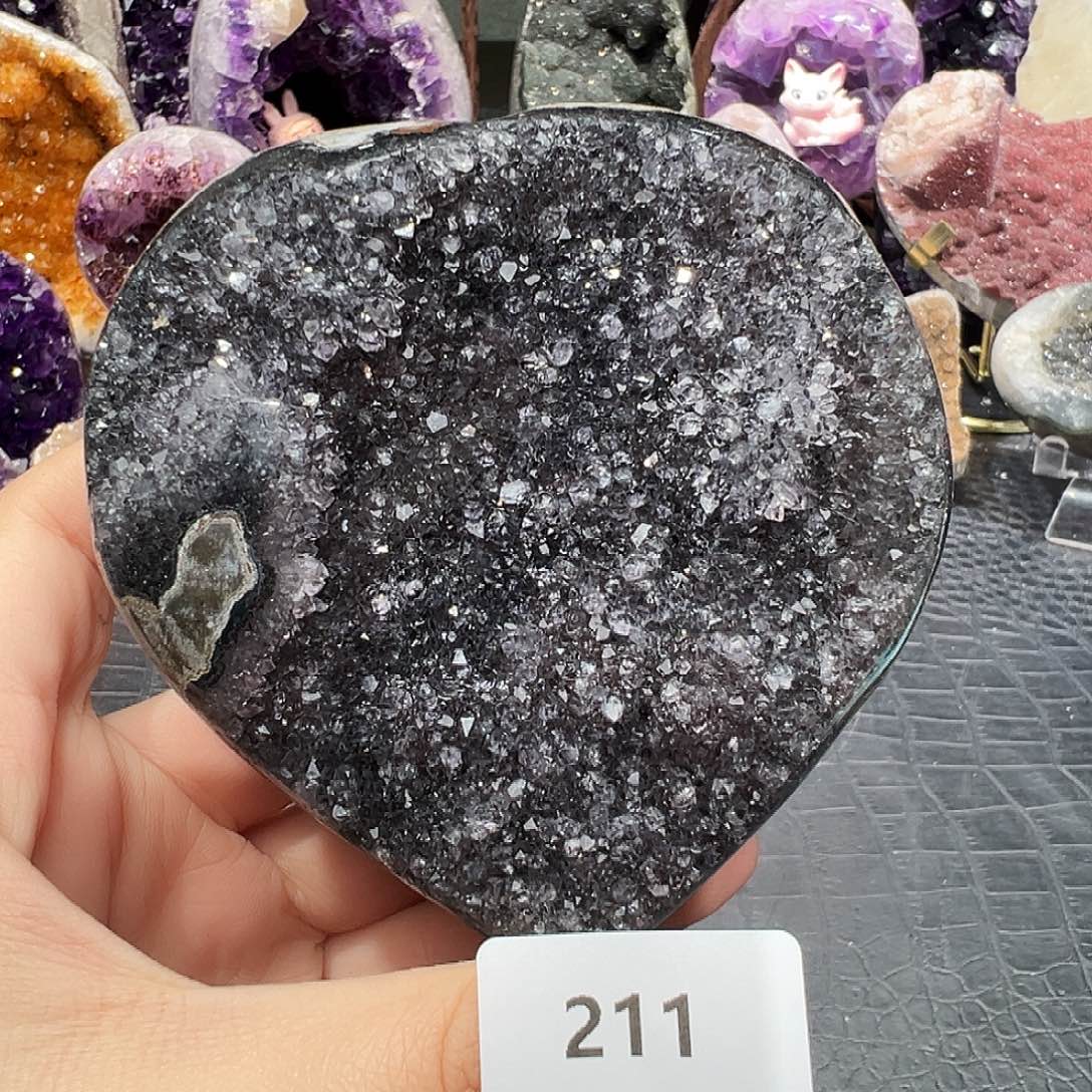 珠宝半成品未镶嵌紫晶