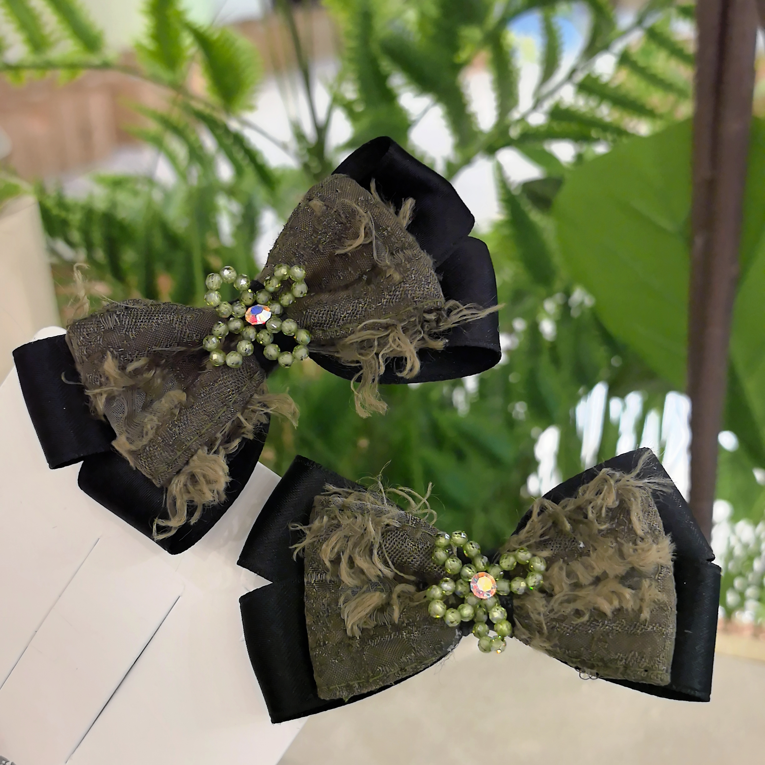 新款精致绿色毛绒蝴蝶结丝带绿花百搭八公分压夹WM-522（对）