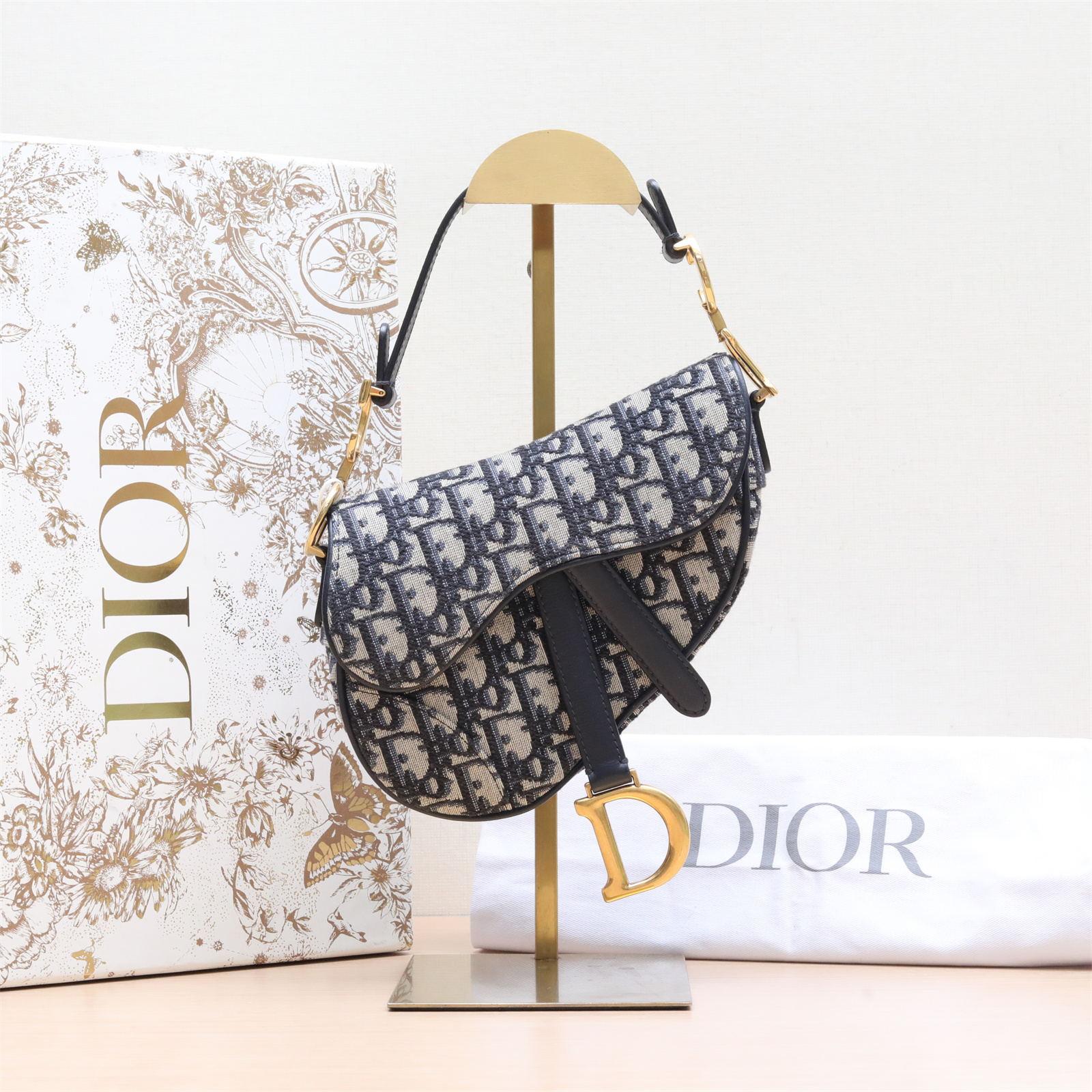 99新 DIOR/迪奥 小花柳 SADDLE 马鞍 小号 无肩带 金扣 2018