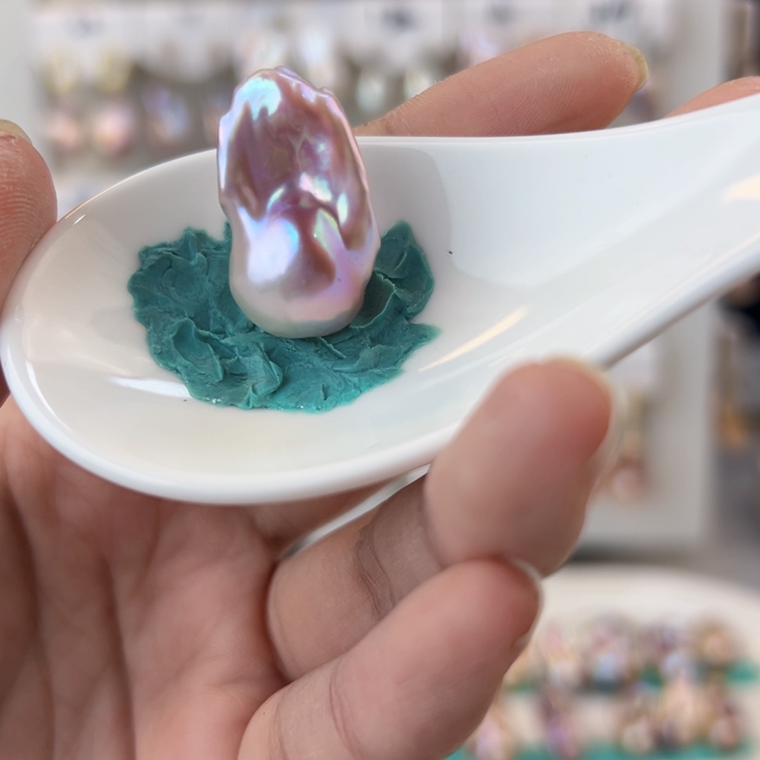 淡水珍珠吊坠(赠链)未镶嵌