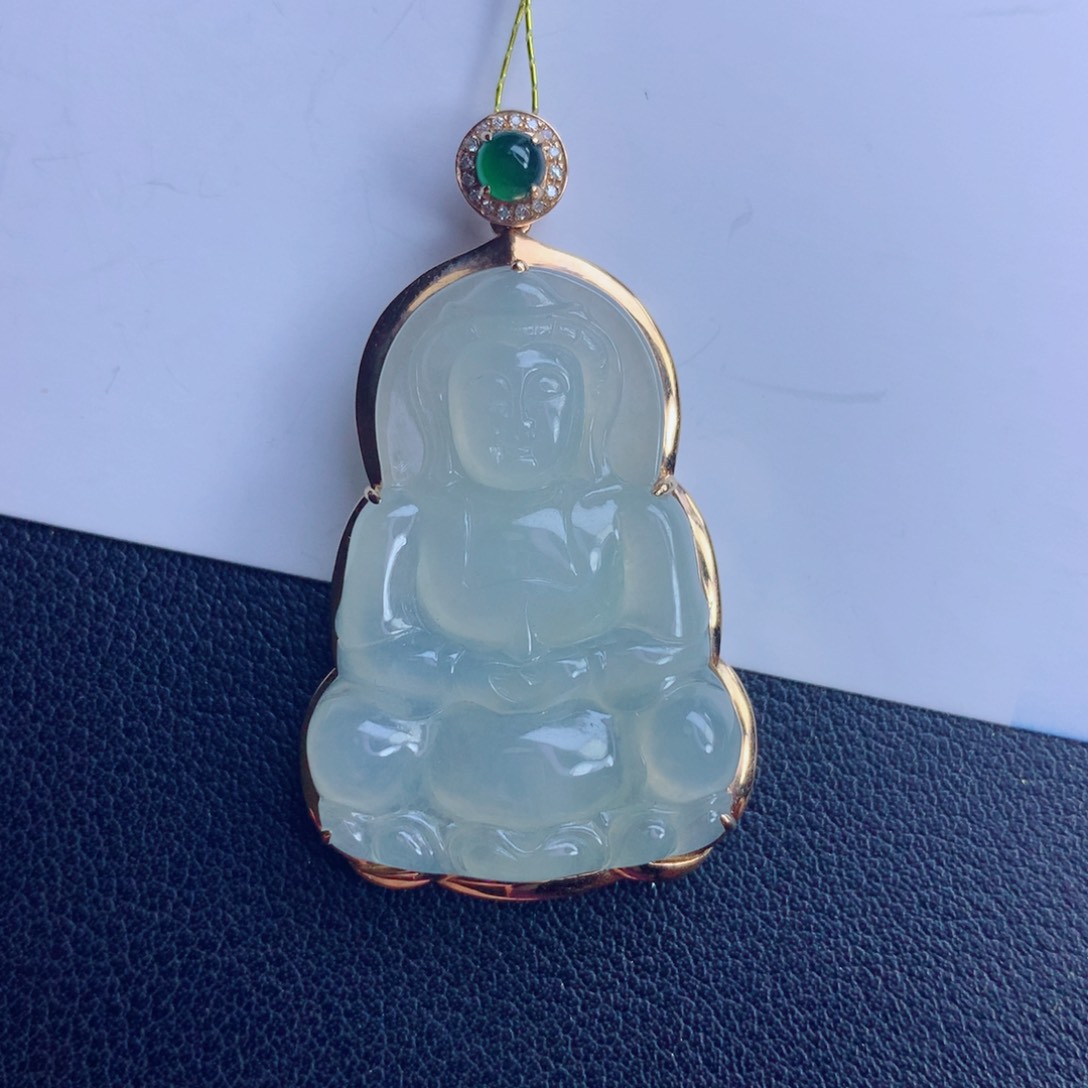 翡翠未镶嵌颈饰晴水观音