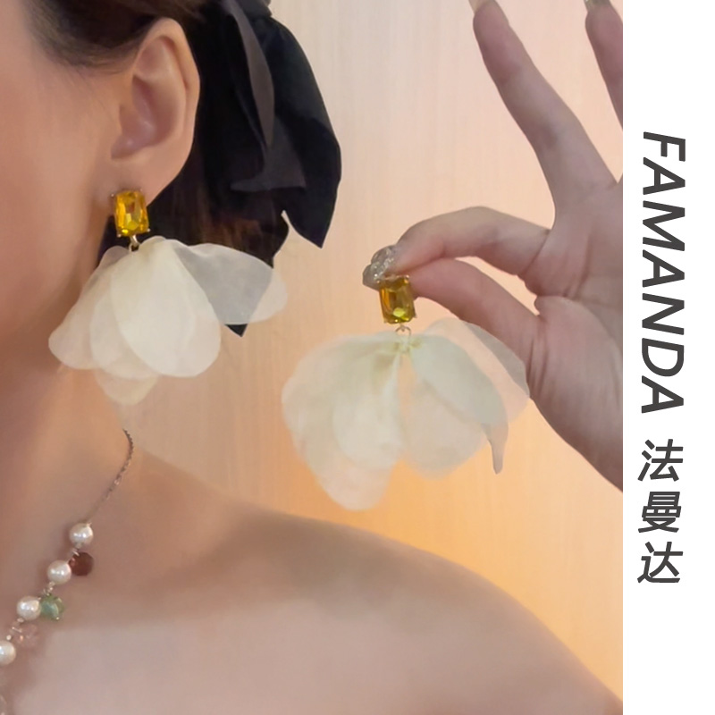 法曼达 铜合金布艺耳饰 【浪漫白花】少女白色超仙法式小众拼色耳饰