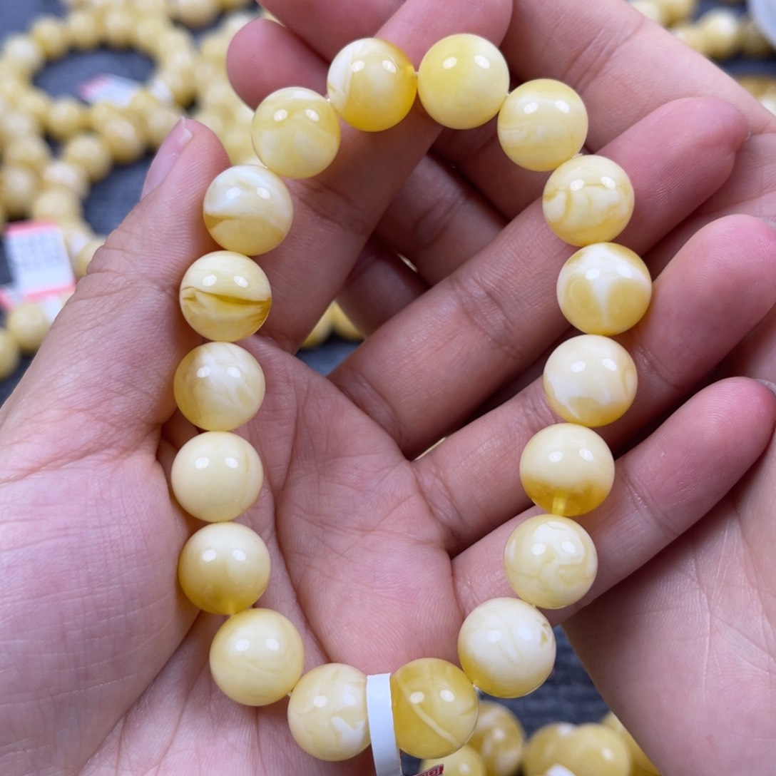 琥珀裸石未镶嵌尺寸12