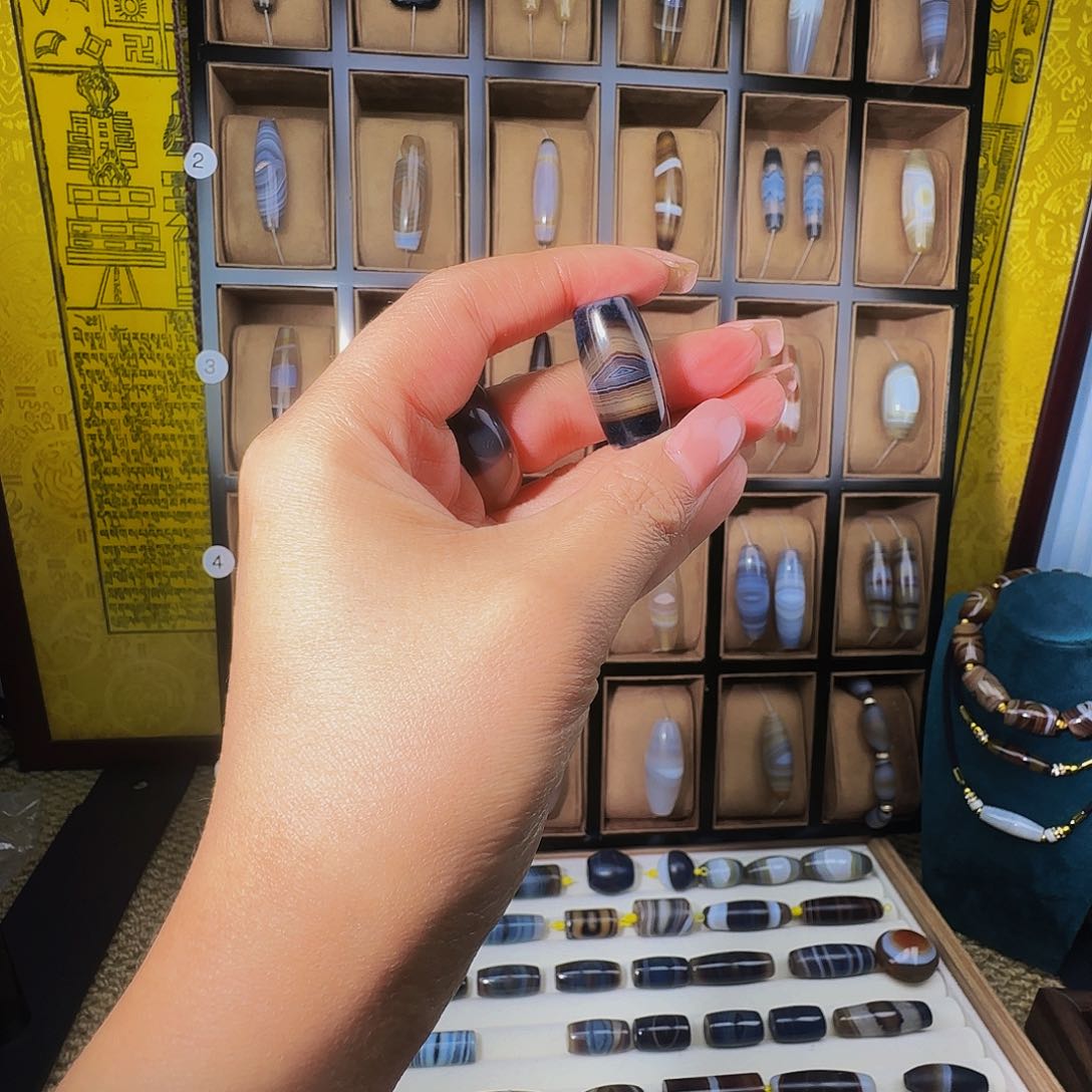 合金颈饰玛瑙/玉髓神***包