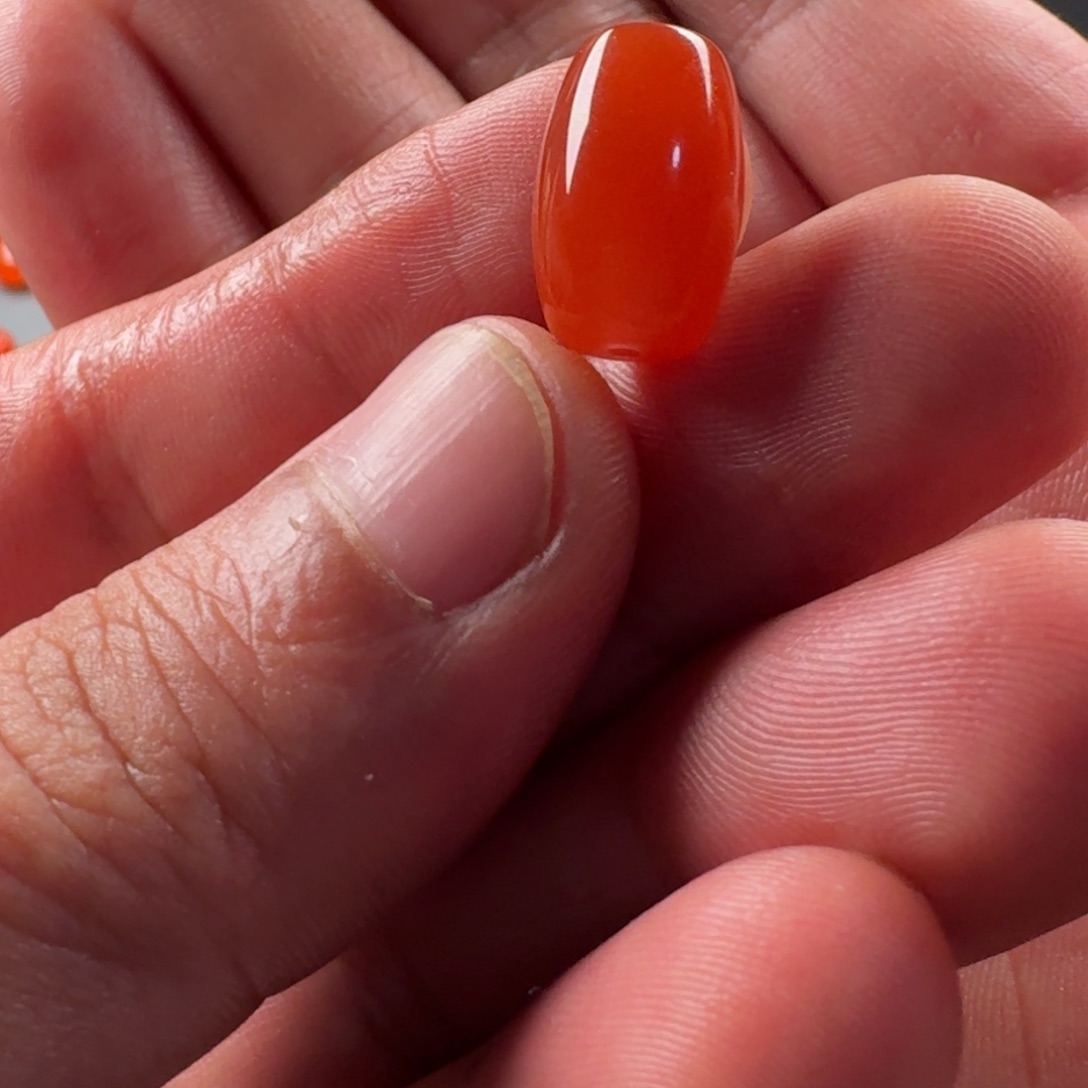 南红玛瑙未镶嵌桶珠10*15.3