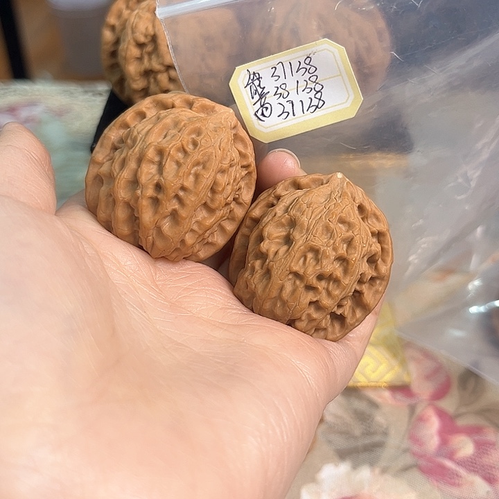 文玩核桃把件非嫁接北京