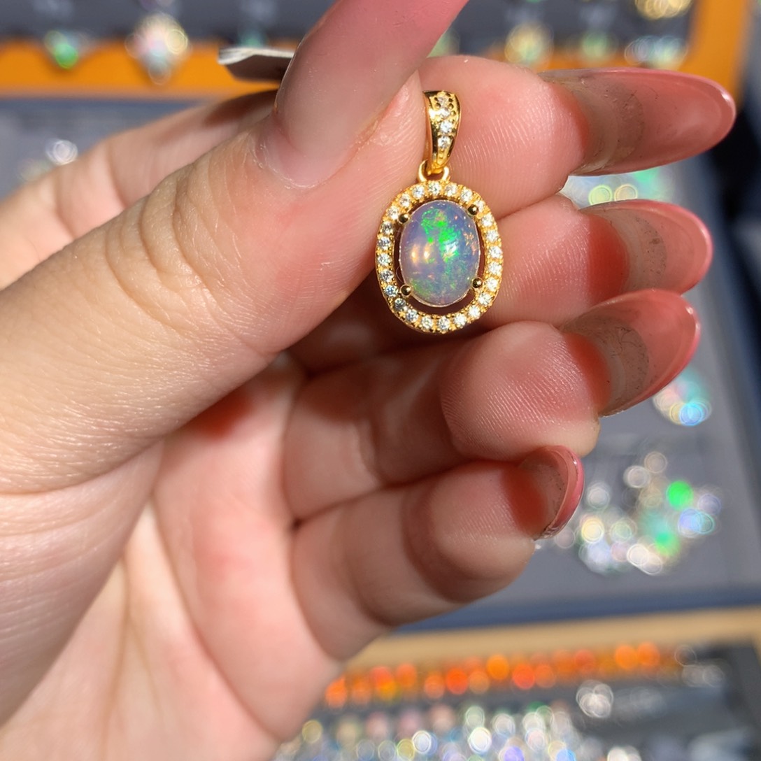 银S925镶嵌欧泊欧泊福利吊坠l