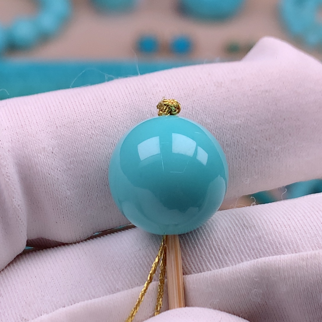 绿松石未镶嵌珠宝奇石13.5mm