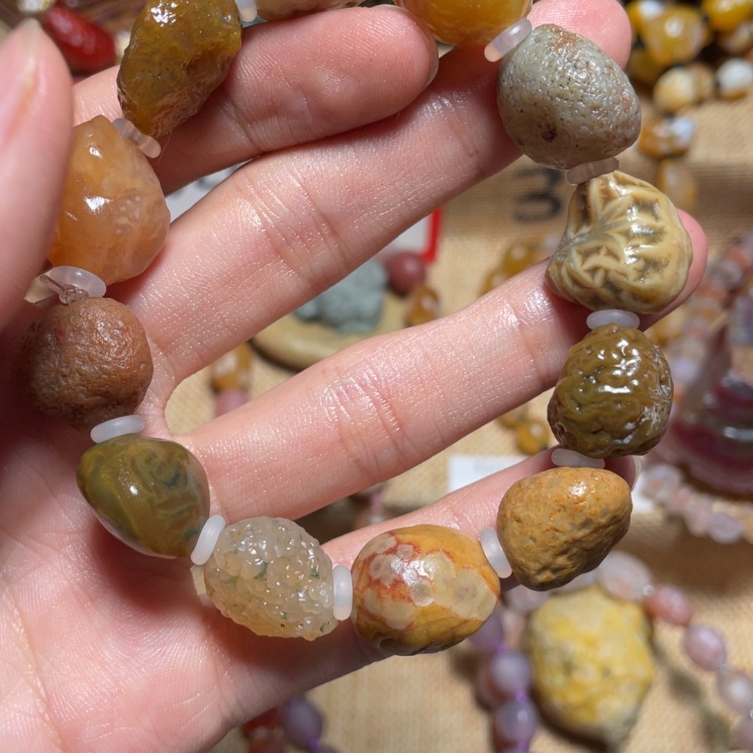 玛瑙/玉髓手链未镶嵌田*