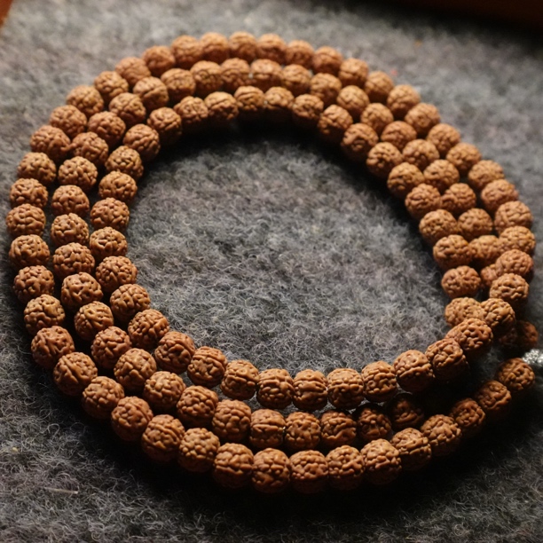 一代盘龙纹小金刚菩提手串