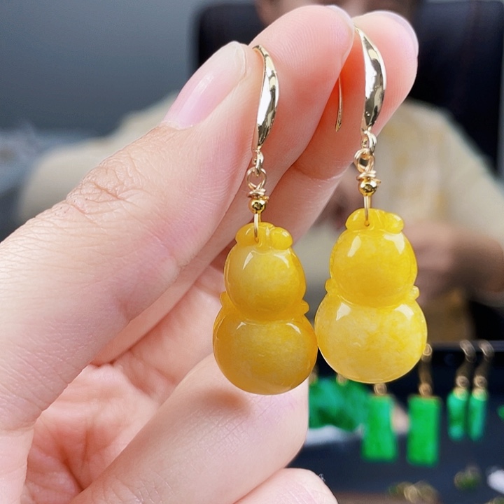 翡翠耳饰未镶嵌饰品