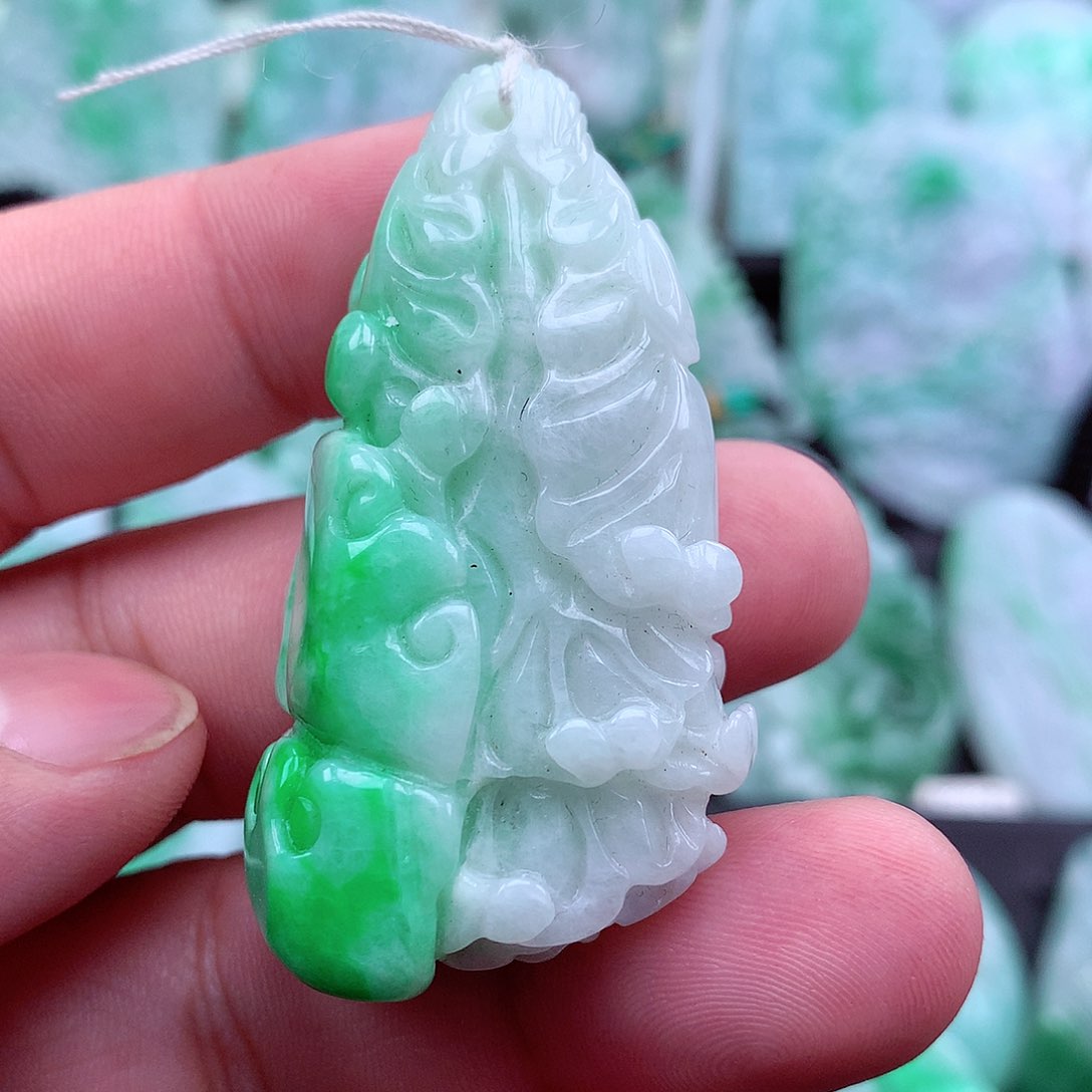 翡翠吊坠(不含链)未镶嵌