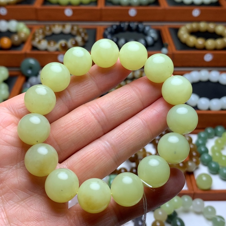 和田玉手串未镶嵌