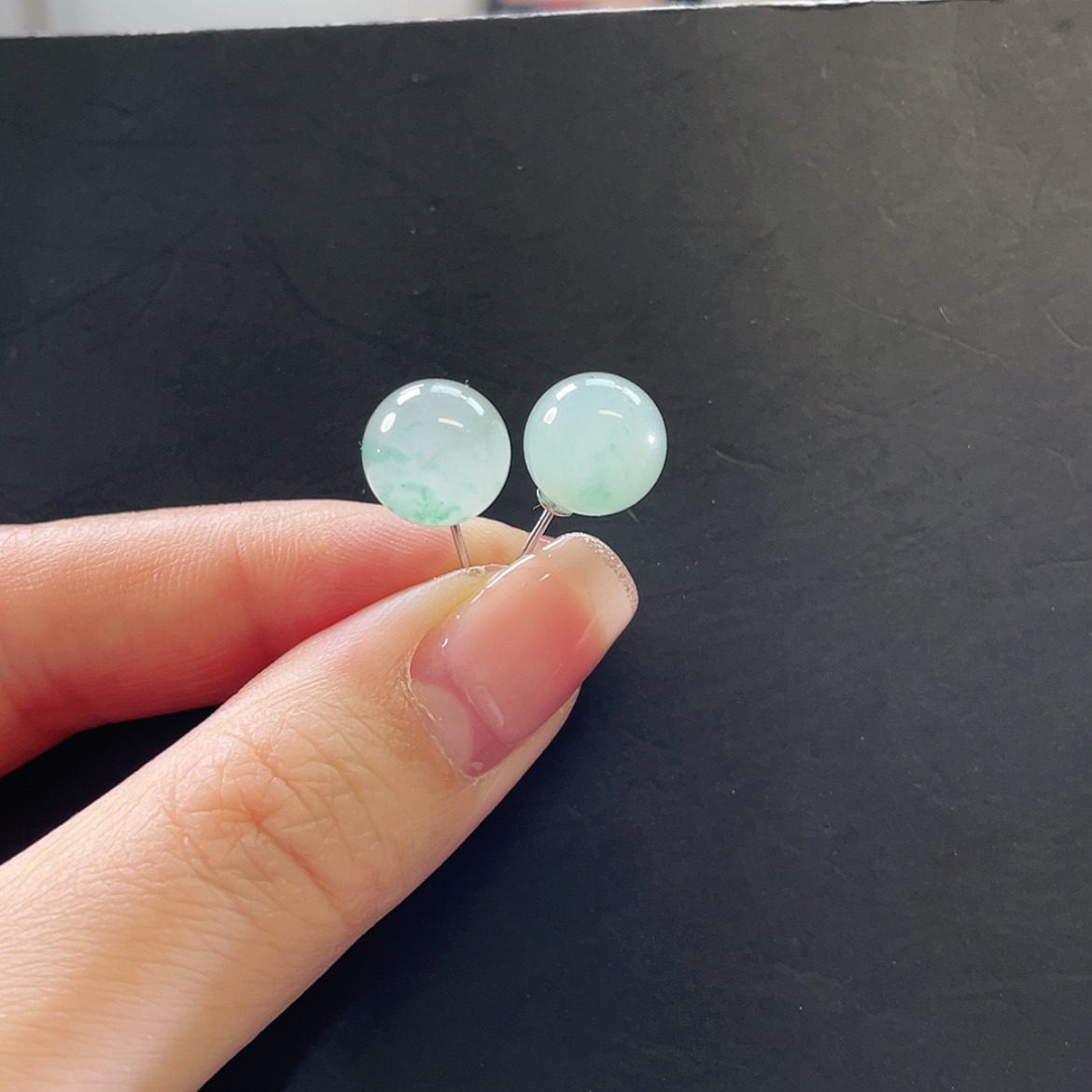 【闪购商品】银S925镶嵌石英质玉耳钉