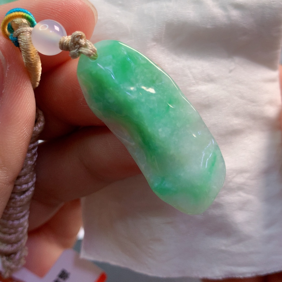 【闪购商品】翡翠吊坠(不含链)未镶嵌