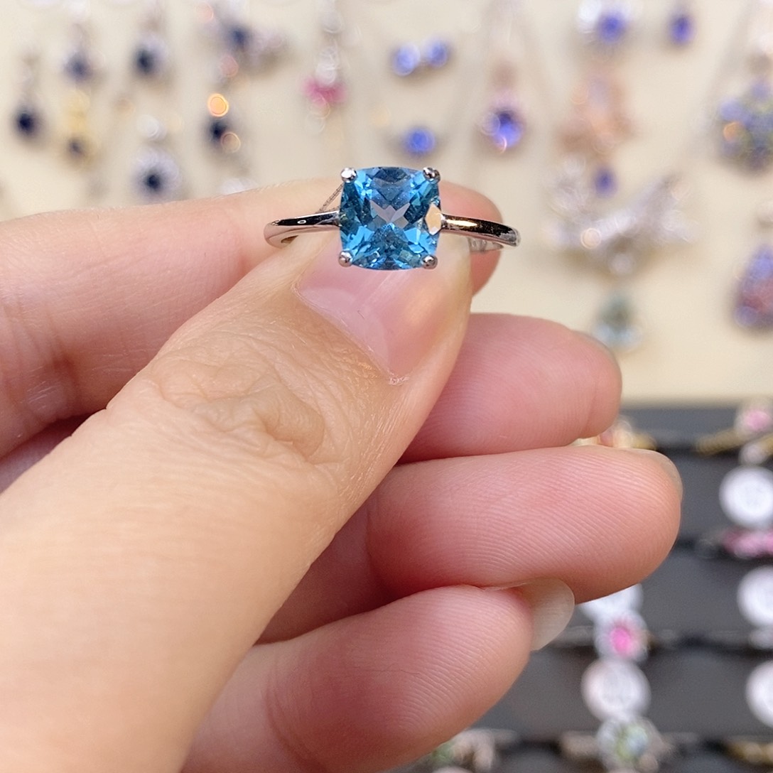 托帕石戒指银S925镶嵌