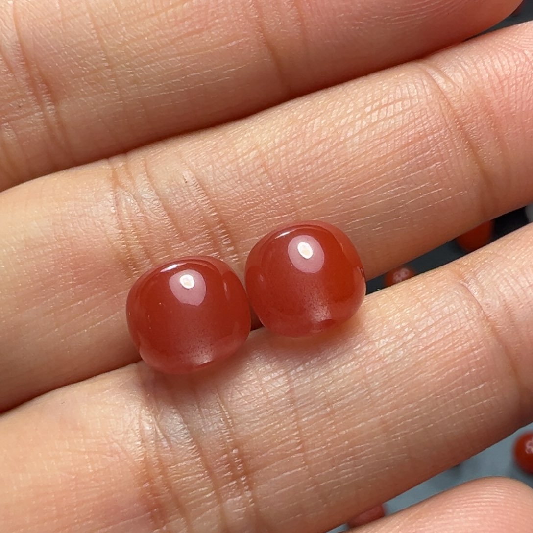 南红玛瑙珠子未镶嵌