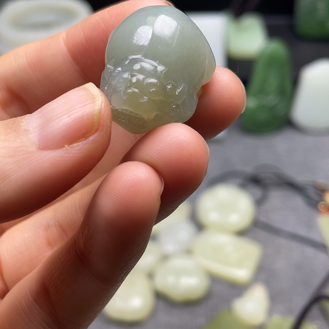 颈饰未镶嵌和田玉