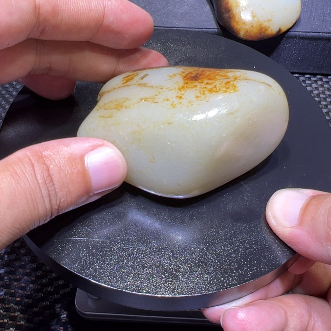 吊坠(不含链)未镶嵌和田玉（子料）172